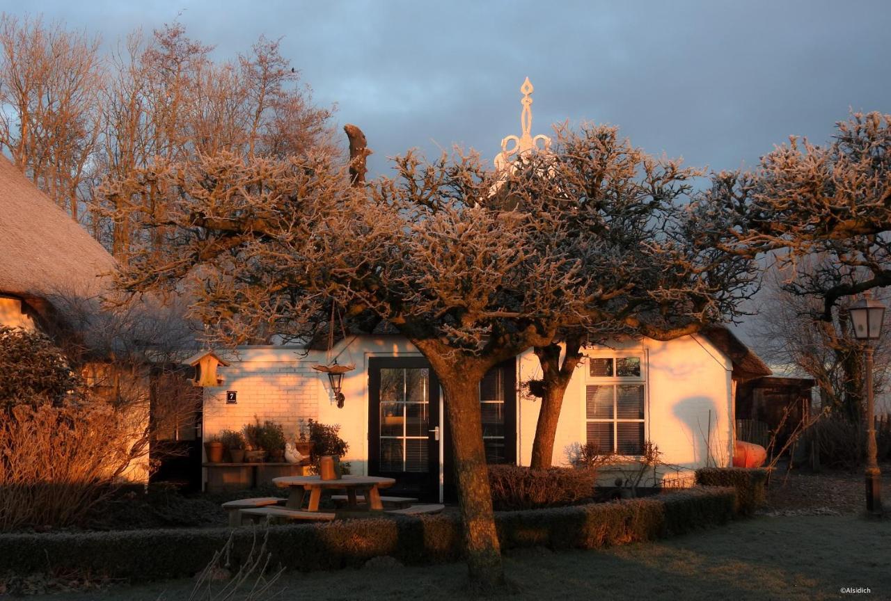 Bed and Breakfast The Wee White Hoose à Oosternijkerk Extérieur photo